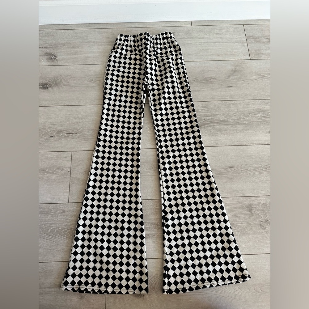 NOLULLS Checkered Flare Pants